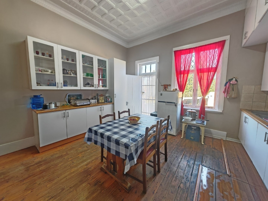 5 Bedroom Property for Sale in Navalsig Free State